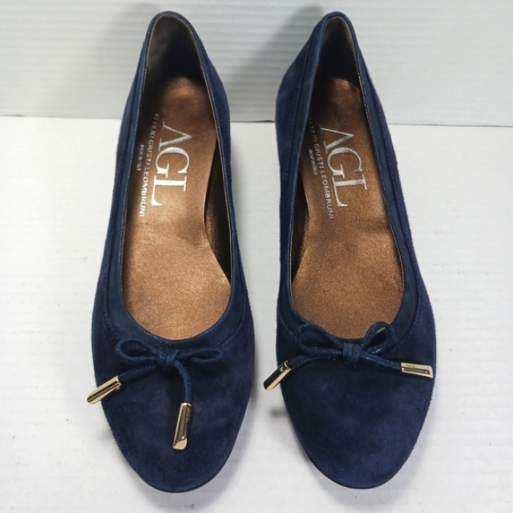 AGL Kristen Navy Suede Ballet Flats Covered Block Heels Rubber Sole EUC Sz 41 - Picture 12 of 15